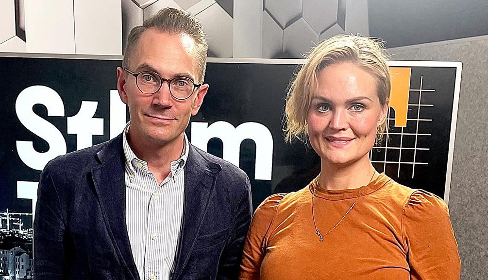 Oskar Öholm och Karin Göransson möts i podden Sthlm Talks. Foto: Fastighetsägarna Stockholm